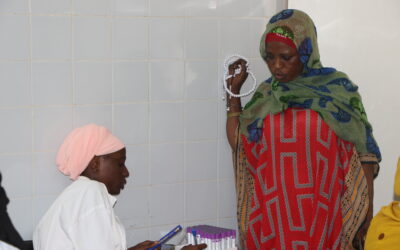 Dépistage des cancers féminins, hépatite, IST et diabète : Une journée cruciale organisée par le CRCF dans le cadre d’Octobre Rose.